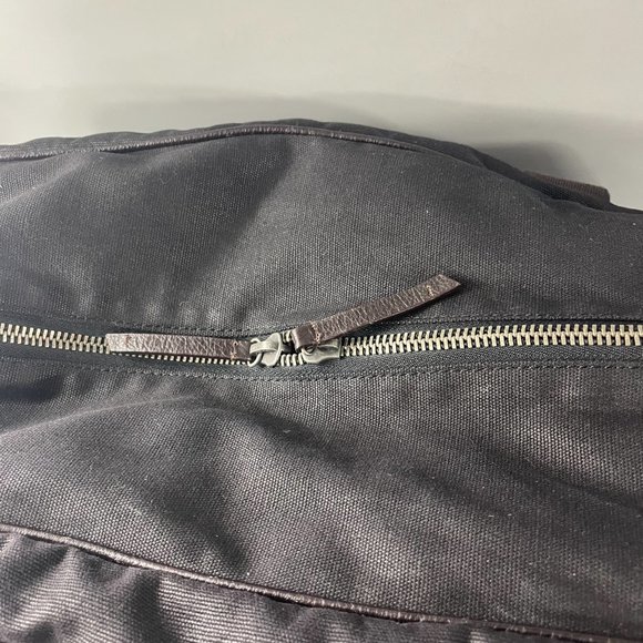 Penguin by Munsingwear Canvas/Leather Classic Weekender Overnight Duffel Bag - Picture 11 of 15